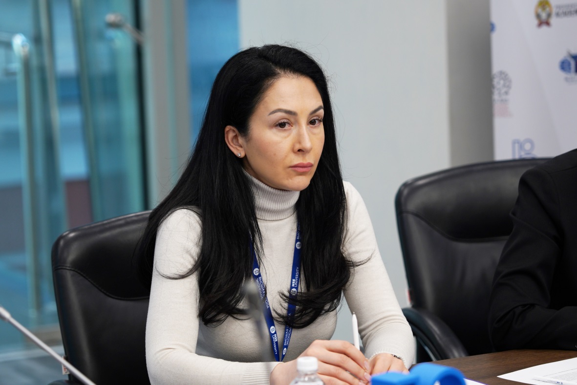 Лейла Зотова Лейла Зотова